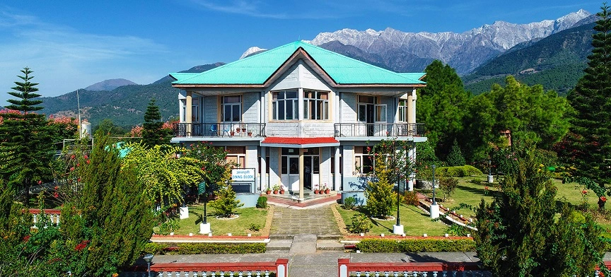 Palampur wellness retreat cab journey